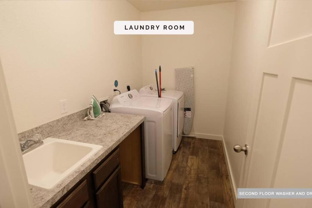 3 Story, 3 Bdrm, 4 Beds, 2 Bath, North Houston, Iah - 10B别墅 外观 照片